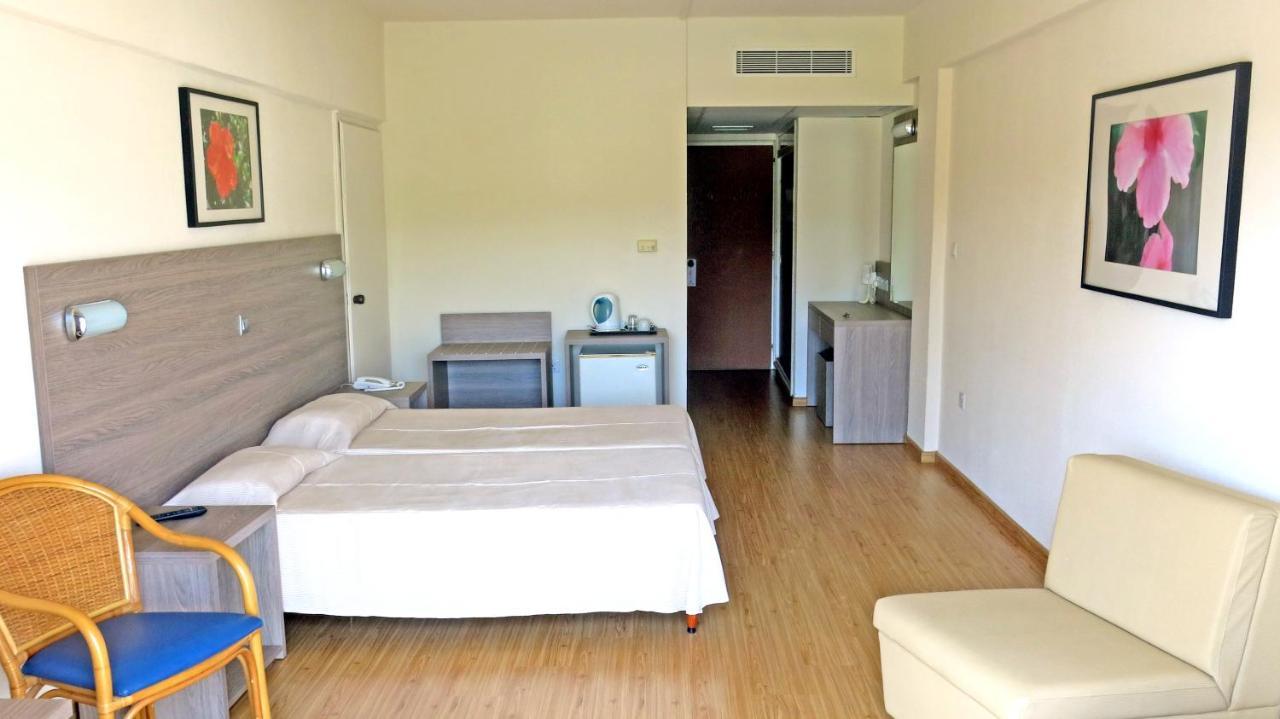 Marina Hotel Айя Напа Екстериор снимка